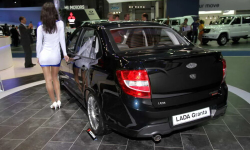 Lada Granta #13