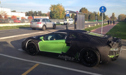 Lamborghini Aventador Roadster #18