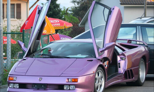Lamborghini Diablo SE #12