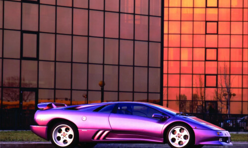 Lamborghini Diablo SE #14