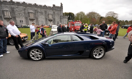 Lamborghini Diablo VT #12