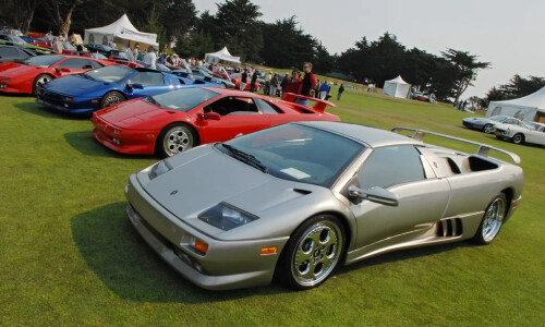 Lamborghini Diablo VT Roadster #11