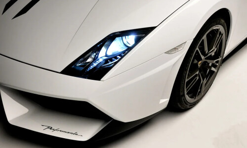 Lamborghini Gallardo Performante #12