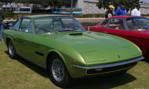 Lamborghini Islero #3