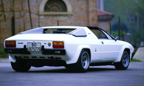 Lamborghini Silhouette #4