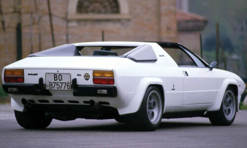 Lamborghini Silhouette #11