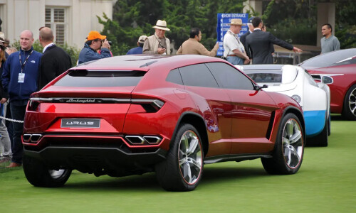 Lamborghini Urus #12