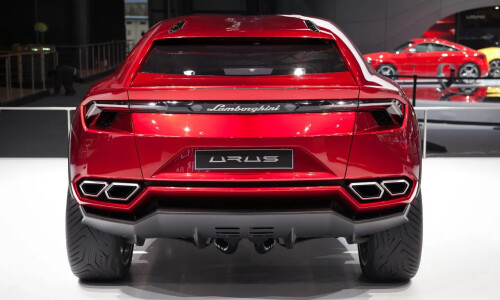 Lamborghini Urus #14