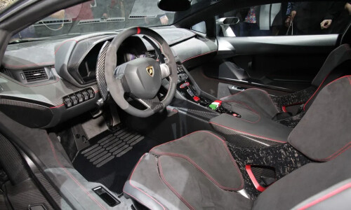 Lamborghini Veneno #10