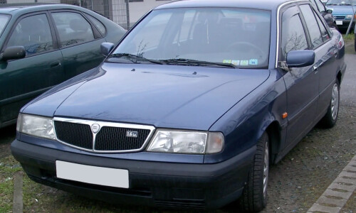 Lancia Dedra #1