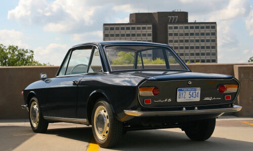 Lancia Fulvia #10