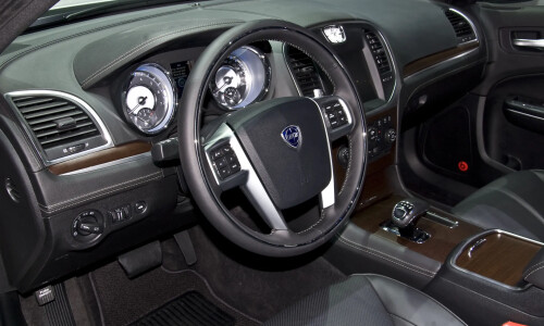 Lancia Thema AWD #6