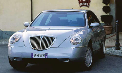 Lancia Thesis 2.4 Multijet 20v #1