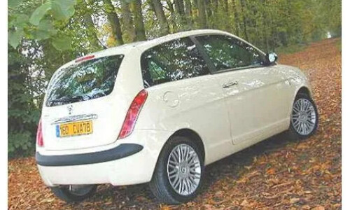 Lancia Ypsilon 1.4 16v #3