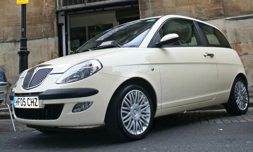 Lancia Ypsilon 1.4 16v #4