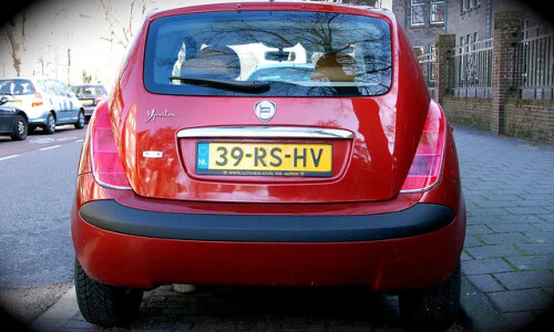 Lancia Ypsilon 1.4 16v #8