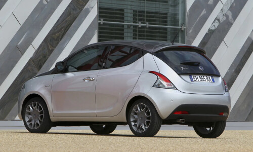 Lancia Ypsilon Arctic #3