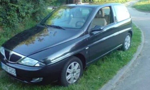 Lancia Ypsilon Cosmopolitan #10