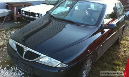 Lancia Ypsilon Cosmopolitan #13