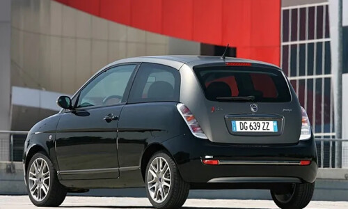 Lancia Ypsilon Sport MomoDesign #8