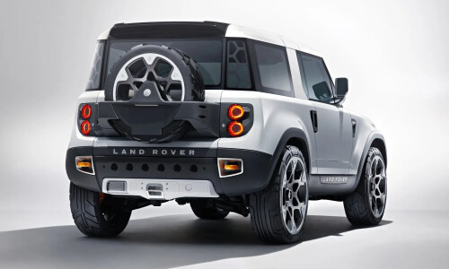 Land-Rover DC 100 #9
