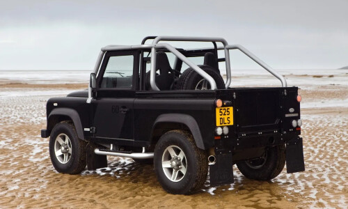 Land-Rover Defender Cabriolet Two #2