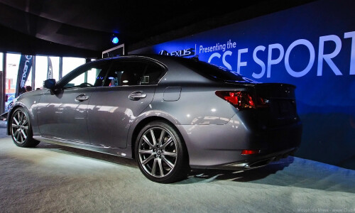 Lexus GS F-Sport #4