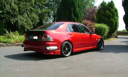 Lexus IS 200 #13