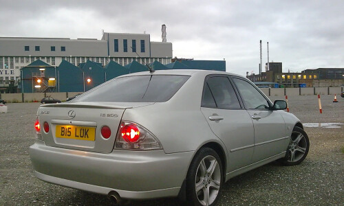 Lexus IS 200 #14