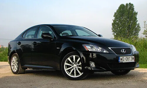 Lexus IS 220d #2