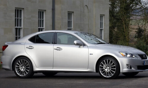 Lexus IS 220d #10