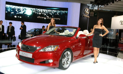 Lexus IS 250C #5