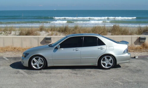 Lexus IS 300 #1