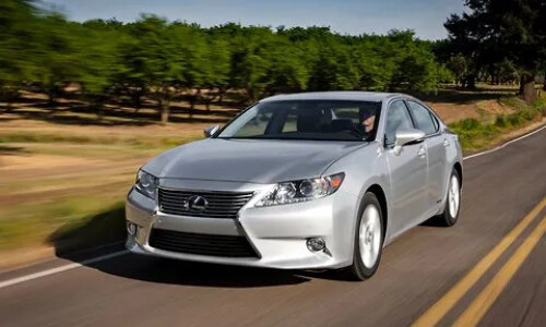 Lexus IS 300h #12