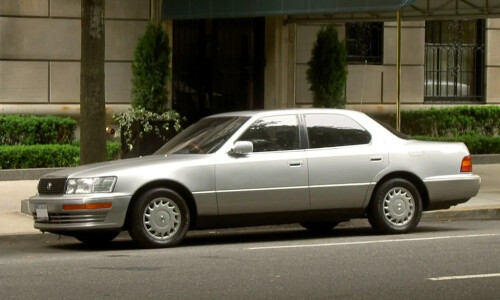 Lexus LS-400 #6