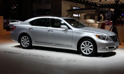 Lexus LS 460 AWD #2
