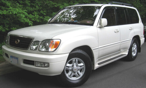 Lexus LX 470 #1