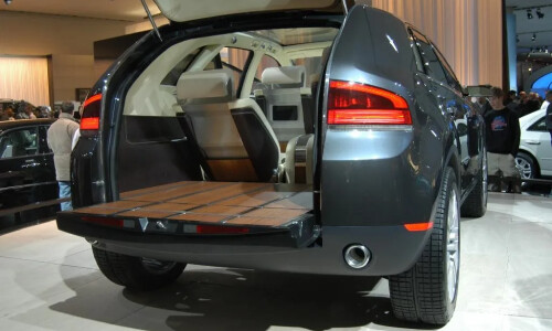 Lincoln Aviator #7