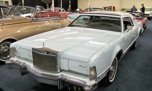 Lincoln Continental #3