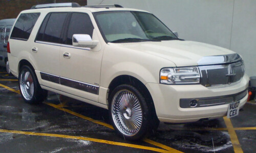 Lincoln Navigator #11