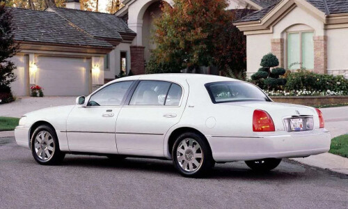 Lincoln Town Car #4