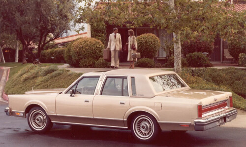 Lincoln Town Car #5