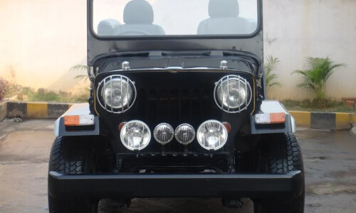 Mahindra CJ #3