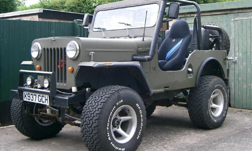 Mahindra CJ #13
