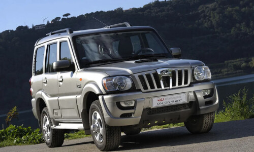 Mahindra Goa #3