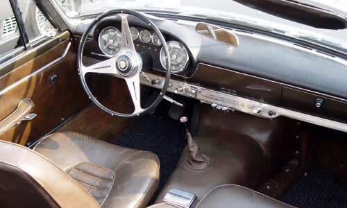 Maserati 3500 GT Spyder #8