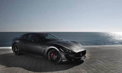 Maserati Gran Turismo MC Stradale #9