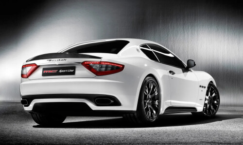 Maserati GranTurismo S #6