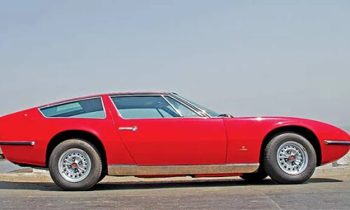 Maserati Indy #7