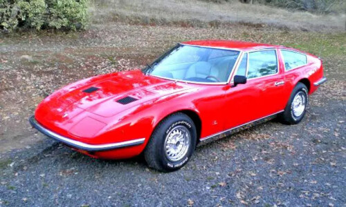 Maserati Indy #13